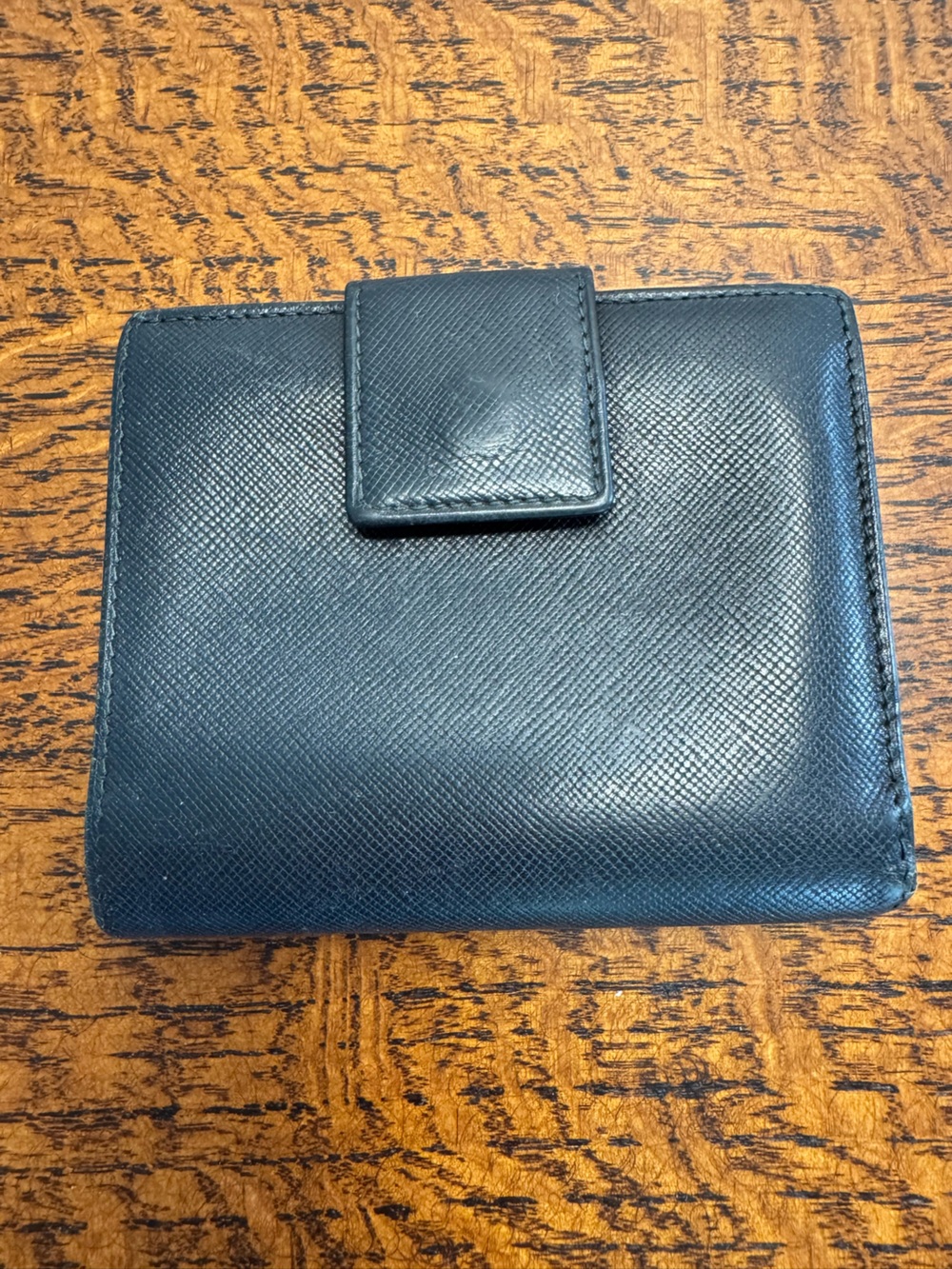 Prada Vintage Black Saffiano Leather Kisslock Bi-Fold Wallet w/COA - Picture 3 of 12